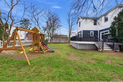 107 Edgewood Avenue, Yonkers, NY 10704 - Photo 46