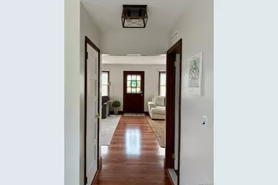 9 Bayview Ct., Setauket, NY 11733 - Photo 6