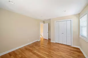 5 Province Dr, South Setauket, NY 11720 - Photo 18