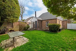40 Horton St, Malverne, NY 11565 - Photo 28