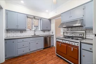 40 Horton St, Malverne, NY 11565 - Photo 12
