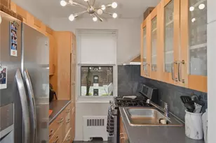 280 Collins Ave, Mount Vernon, NY 10552 - Photo 8