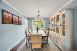 16 Lenore Pl, Hauppauge, NY 11788 - Photo 10