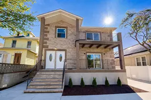 3174 Valhalla Dr, Bronx, NY 10465 - Photo 2