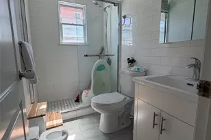 22-22 Lee St, Whitestone, NY 11357 - Photo 12