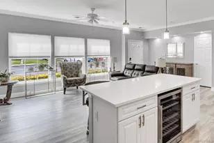 103 Narragansett Villas Dr, Lindenhurst, NY 11757 - Photo 10