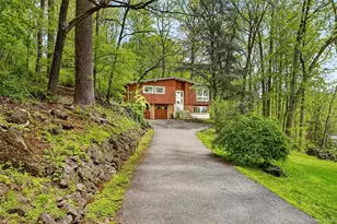 20 John Cava Ln, Cortlandt Manor, NY 10567 - Photo 2