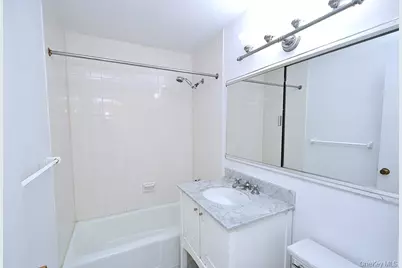 100 E Hartsdale Avenue #5DE, Hartsdale, NY 10530 - Photo 32