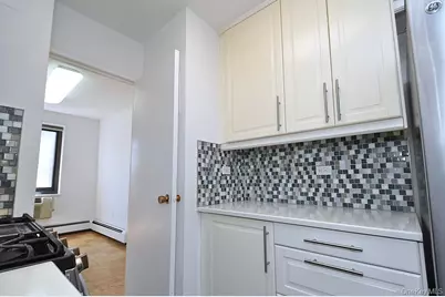 100 E Hartsdale Avenue #5DE, Hartsdale, NY 10530 - Photo 16