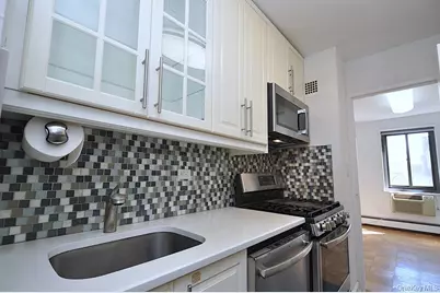 100 E Hartsdale Avenue #5DE, Hartsdale, NY 10530 - Photo 12