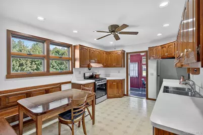 51 Mulberry Street, Rhinebeck, NY 12572 - Photo 6