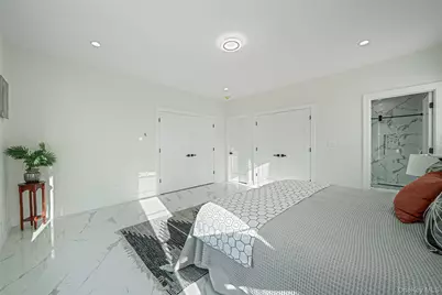 957 Dana Avenue, Valley Stream, NY 11580 - Photo 20