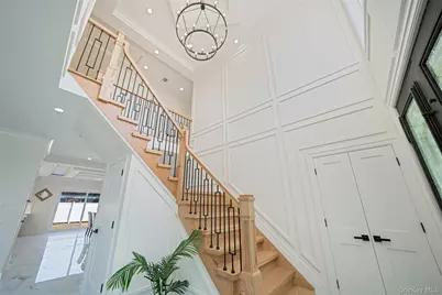 957 Dana Avenue, Valley Stream, NY 11580 - Photo 6