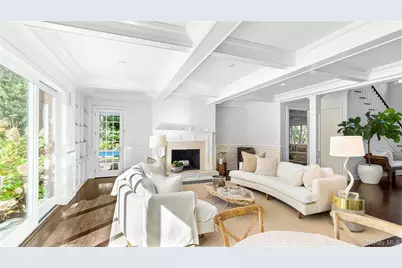 14 W Hills Court, Southampton, NY 11968 - Photo 6