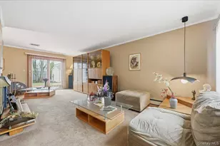 16 Seaway Dr, Copiague, NY 11726 - Photo 6