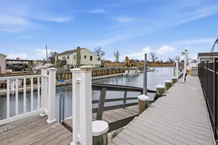 3685 Nimrod St, Seaford, NY 11783 - Photo 8