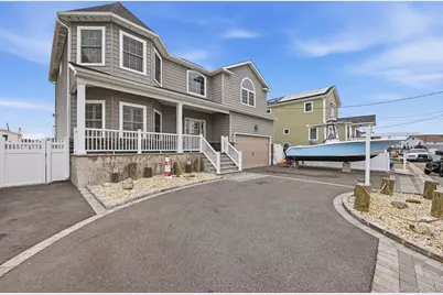 3685 Nimrod Street, Seaford, NY 11783 - Photo 2