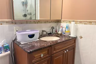 25 Rutland Rd, Freeport, NY 11520 - Photo 22