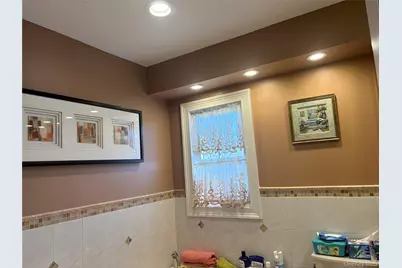 25 Rutland Road, Freeport, NY 11520 - Photo 20