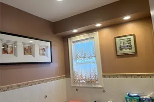 25 Rutland Rd, Freeport, NY 11520 - Photo 20