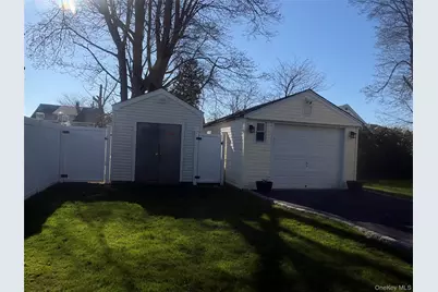 25 Rutland Road, Freeport, NY 11520 - Photo 18