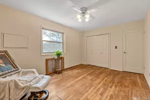 249-38 63rd Ave, Little Neck, NY 11362 - Photo 10