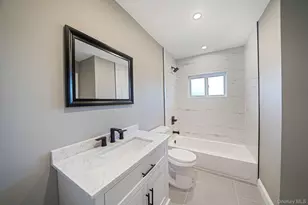 20 Marilynn St, East Islip, NY 11730 - Photo 20