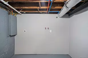 20 Marilynn St, East Islip, NY 11730 - Photo 30