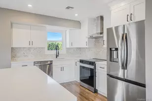 20 Marilynn St, East Islip, NY 11730 - Photo 18