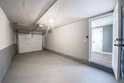 20 Marilynn Street, East Islip, NY 11730 - Photo 34