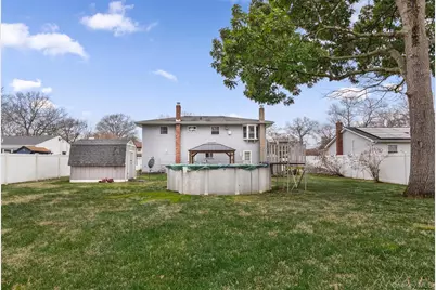 18 Brandywine Drive, Mastic, NY 11950 - Photo 20