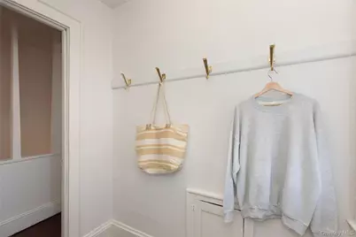 211 Bowne Street, Bronx, NY 10464 - Photo 24