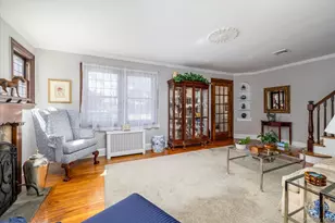 16 Revere Dr E, Floral Park, NY 11001 - Photo 4