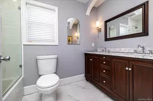 16 Revere Dr E, Floral Park, NY 11001 - Photo 18