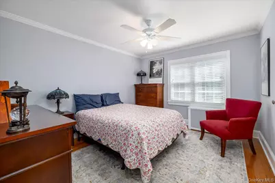 16 Revere Drive E, Floral Park, NY 11001 - Photo 16