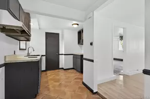 304 Maplewood Rd, Huntington Station, NY 11746 - Photo 20