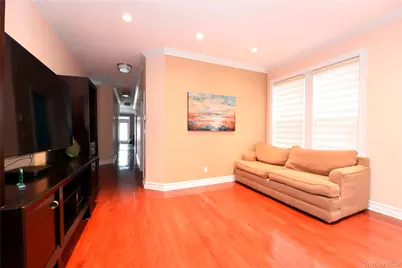 2056 Continental Avenue, Bronx, NY 10461 - Photo 6