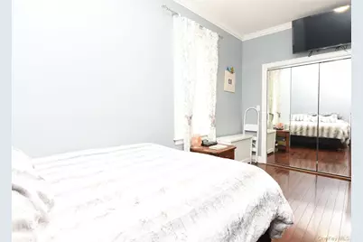 2056 Continental Avenue, Bronx, NY 10461 - Photo 8