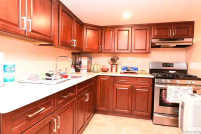 2056 Continental Avenue, Bronx, NY 10461 - Photo 20