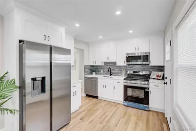 10914 214th Street, Queens Village, NY 11429 - Photo 6