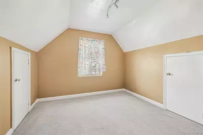 38 Borcher Avenue, Yonkers, NY 10704 - Photo 10