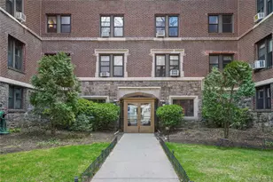 1080 Warburton Ave, Yonkers, NY 10701 - Photo 2