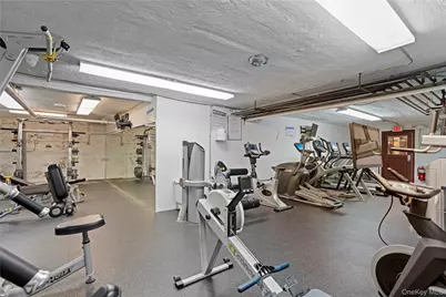 1080 Warburton Avenue #3E, Yonkers, NY 10701 - Photo 22