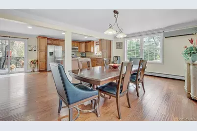 75 N Airmont Road, Suffern, NY 10901 - Photo 12