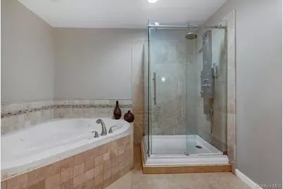 75 N Airmont Road, Suffern, NY 10901 - Photo 22