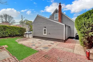 1167 Warwick St, Uniondale, NY 11553 - Photo 32