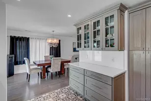 545 Mohawk E, West Hempstead, NY 11552 - Photo 10