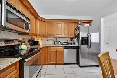 83 Buckingham Court, Pomona, NY 10970 - Photo 6