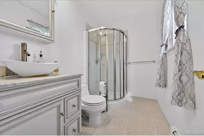 83 Buckingham Court, Pomona, NY 10970 - Photo 12