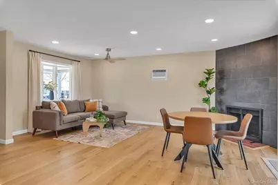77 Lloyd Avenue, North Babylon, NY 11703 - Photo 4